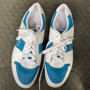 Men’s tennis shoes